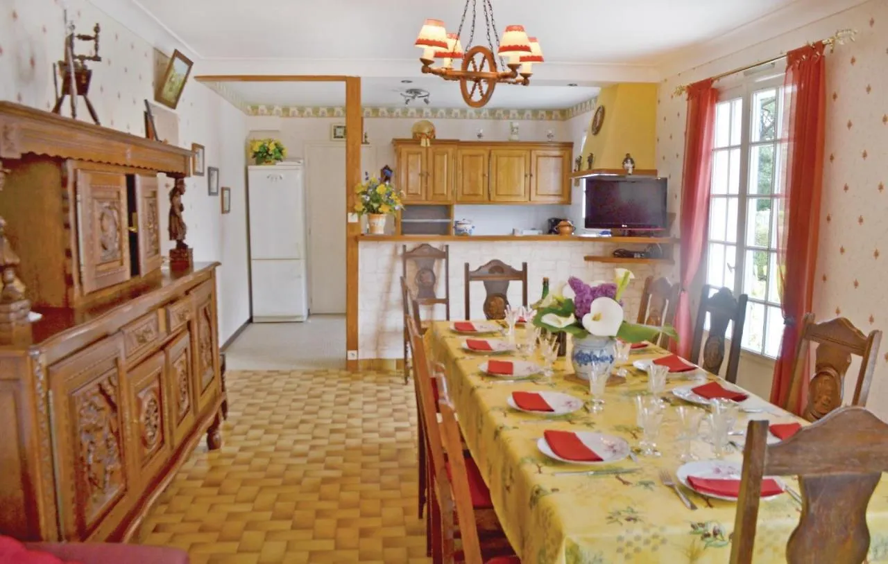 6 Bedroom Pet Friendly Home In Pénestin Franciaország